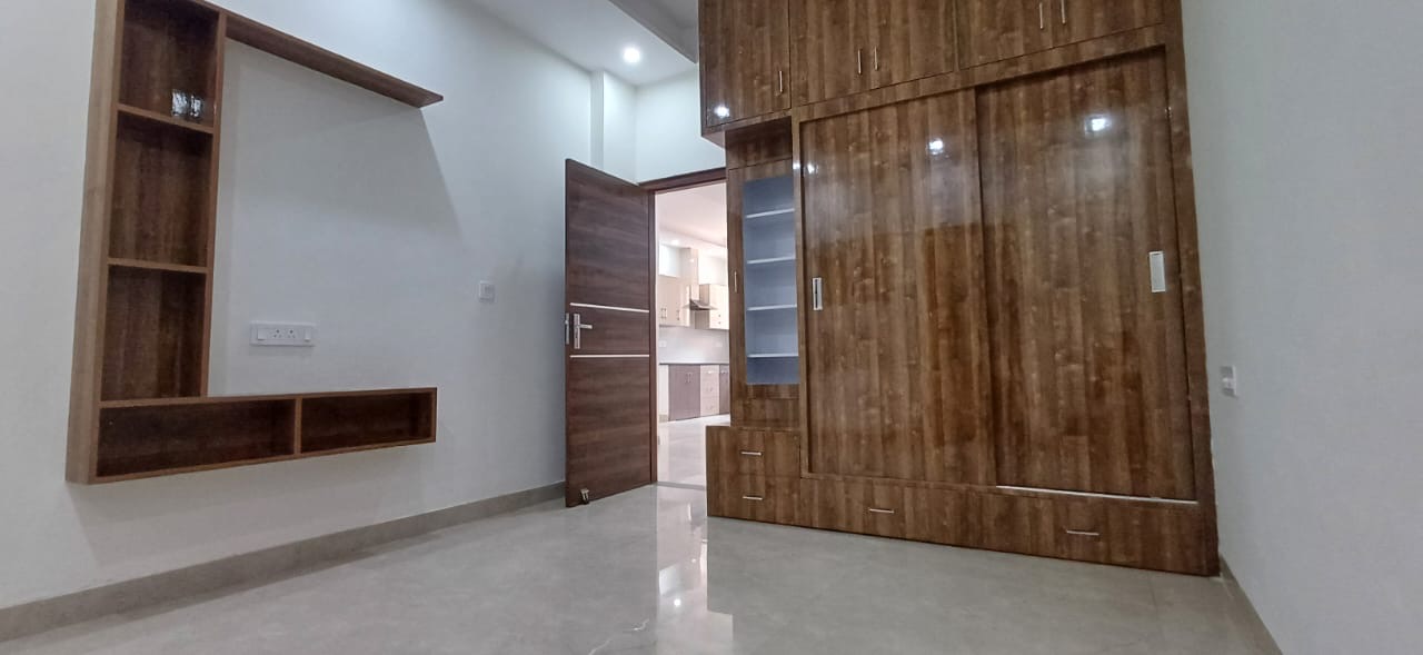 Feliz Homes